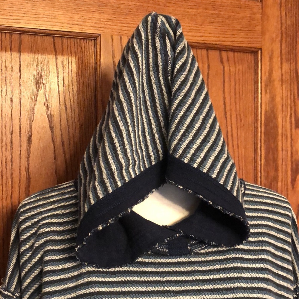 NEW LISTING!! Free People FP Movement  Crop Hoodie - Picture 2 of 11